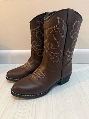 Canyon Trails Brown Western Cowboy Boots